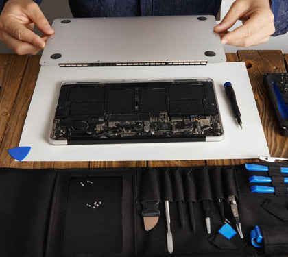 Topic: Preventing Laptop Damage from Dubai’s Extreme Summer Heat, Humidity, and Sand Ingress