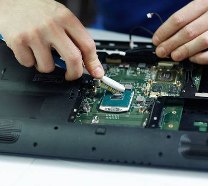 MacBook Repair in Dubai — What’s Repairable Locally vs What Needs Apple’s Own Service